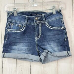 WallFlower Women's Luscious Curvy Fit Denim Shorts Star Embroidered Size 0